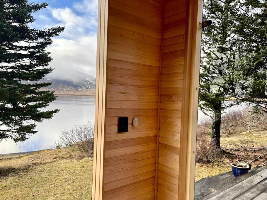 Luxury Lakefront Villa, Infinity Hot Tub And Sauna Villa Grimsnes og Grafningshreppur