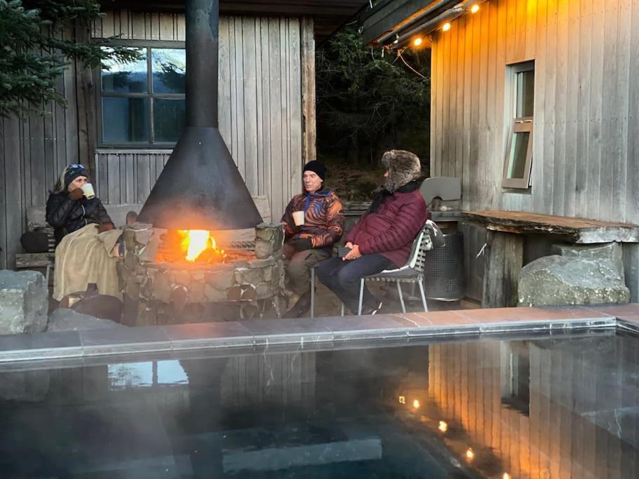 Luxury Lakefront Villa, Infinity Hot Tub And Sauna Grimsnes og Grafningshreppur